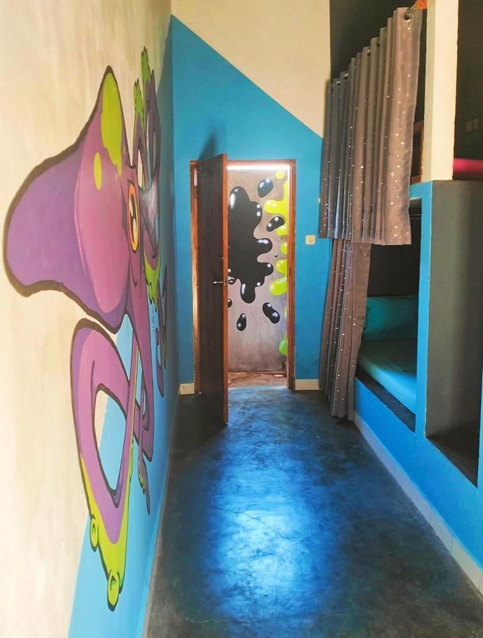 גילי טרוונגן Jati Village, Party Hostel And Bungalows מראה חיצוני תמונה
