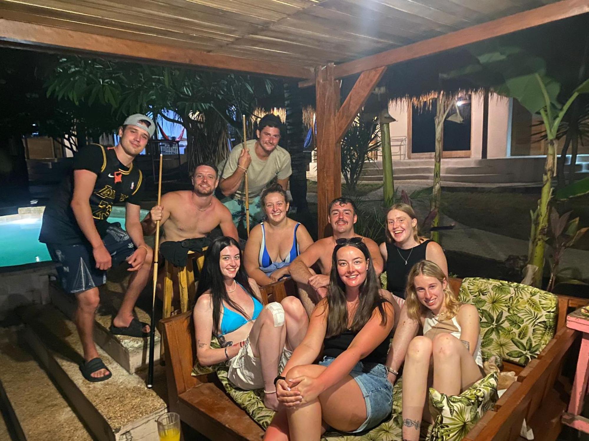 גילי טרוונגן Jati Village, Party Hostel And Bungalows מראה חיצוני תמונה